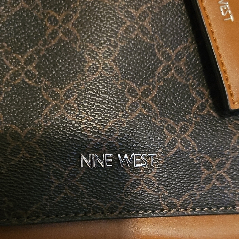 Nine West Brown and Black Women's Handbag NWOT - Picture 2 of 7